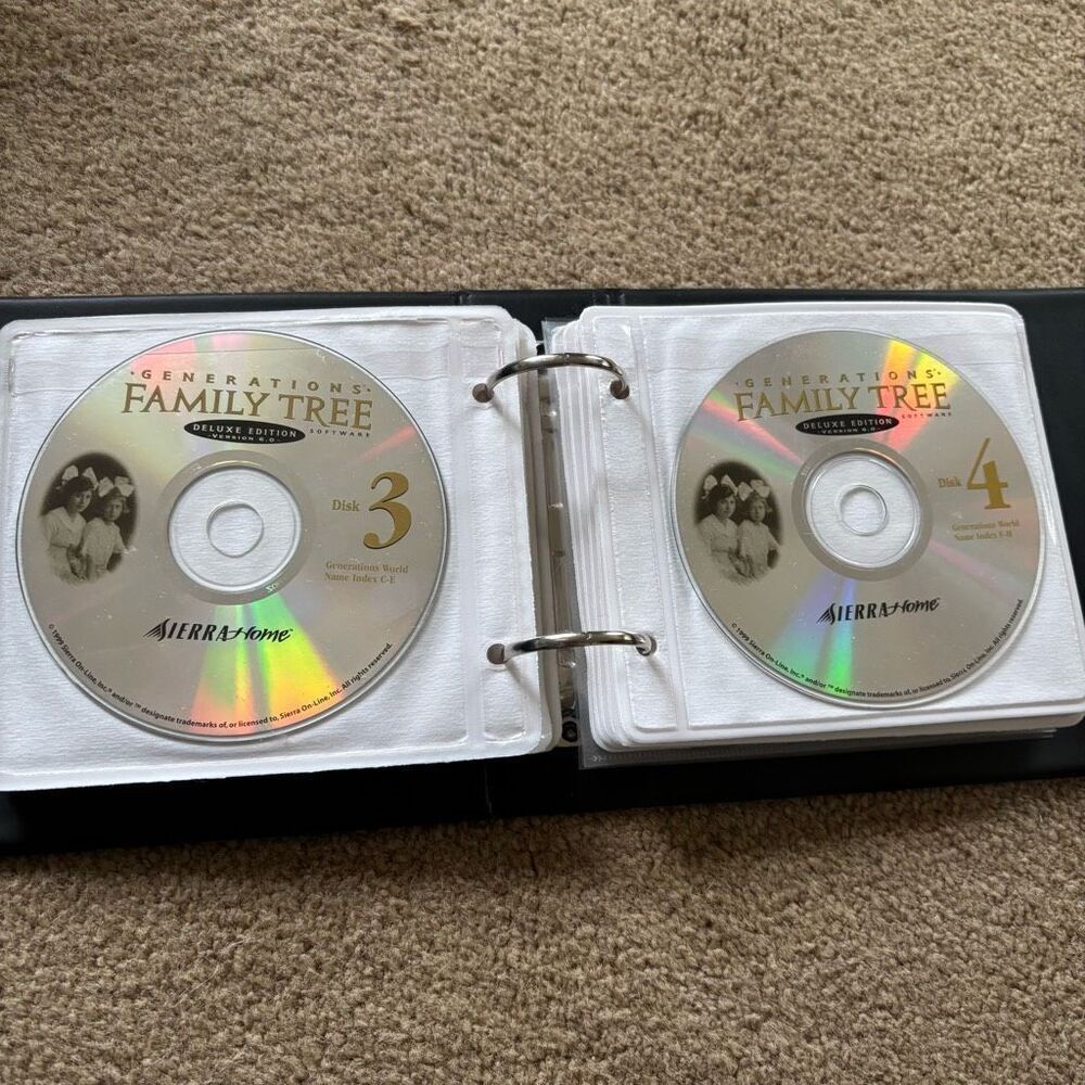 Gateway Software Storage Case With 17 Discs - Picture 6 of 13
